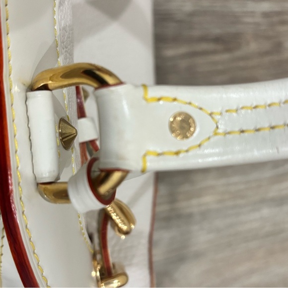 Louis Vuitton Le Radieux Suhali - Picture 14 of 16